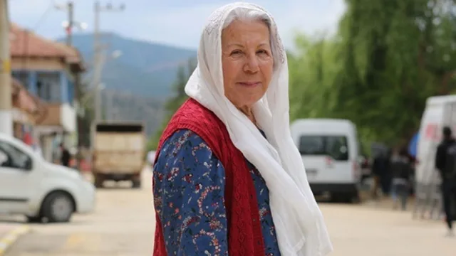 78 yaşlı aktrisa ƏRƏ GETDİ