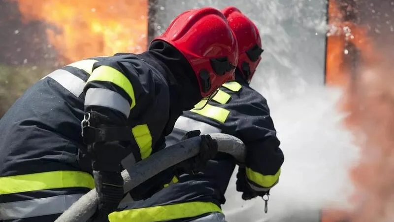 Naxçıvanda evdə baş verən yanğın söndürüldü
