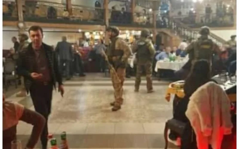 Polis azərbaycanlıların toyuna basqın etdi - VİDEO