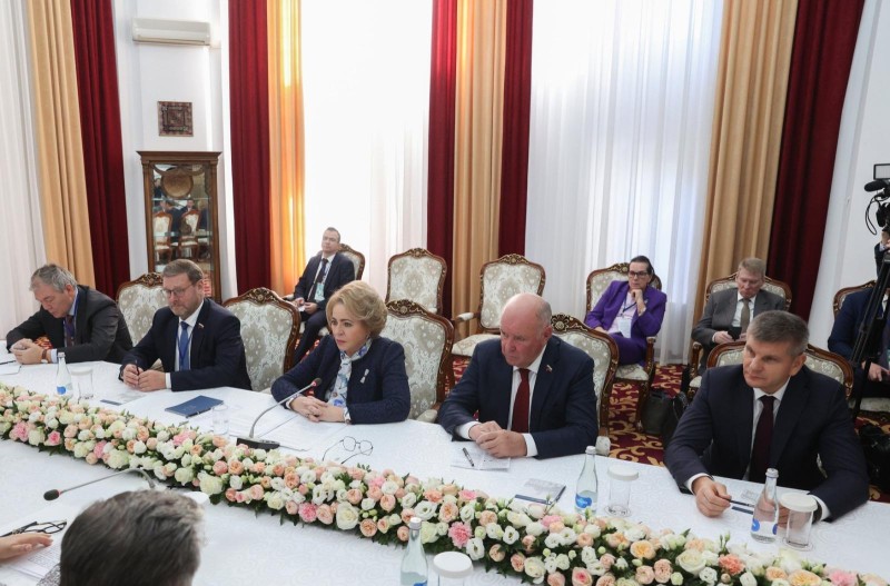 Sahibə Qafarova Valentina Matviyenko ilə görüşdü - FOTOLAR