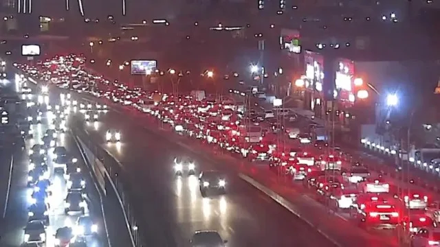 Bu yollarda sıxlıq var - SİYAHI