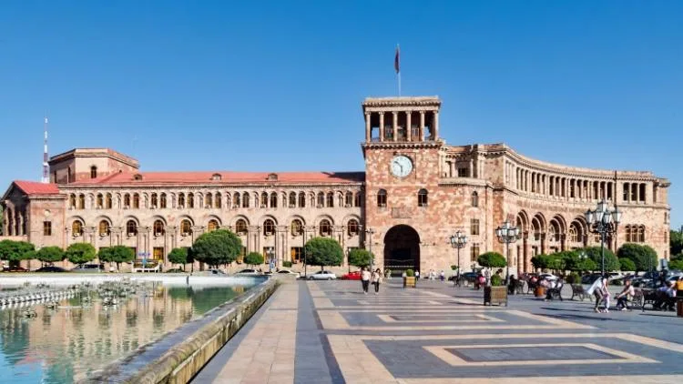 İrəvan ayılanda gec olacaq: Ermənistanın nəfəsliyi kəsilir