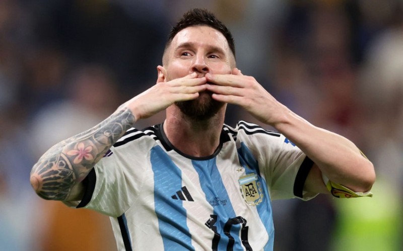 Messi XXI əsrin ən yaxşı futbolçusu hesab edildi