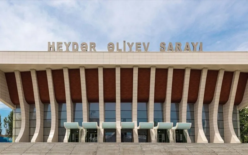 Faiq Mirzəyev Saraydan ayrıldı - FOTO