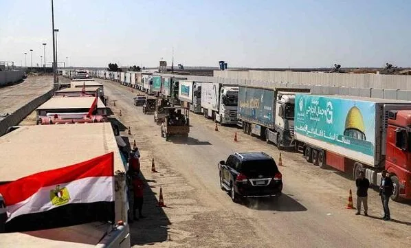 Qəzzaya yardım aparan maşınlardan PUA-lar çıxdı
