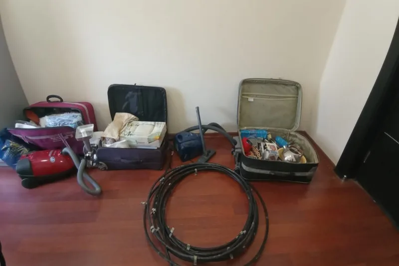 Qohumunun evindən oğurluq edən şəxs SAXLANILDI - FOTO