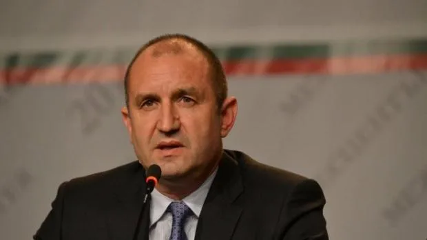 ŞOK: Radev Ukraynaya hərbi texnika tədarülü....