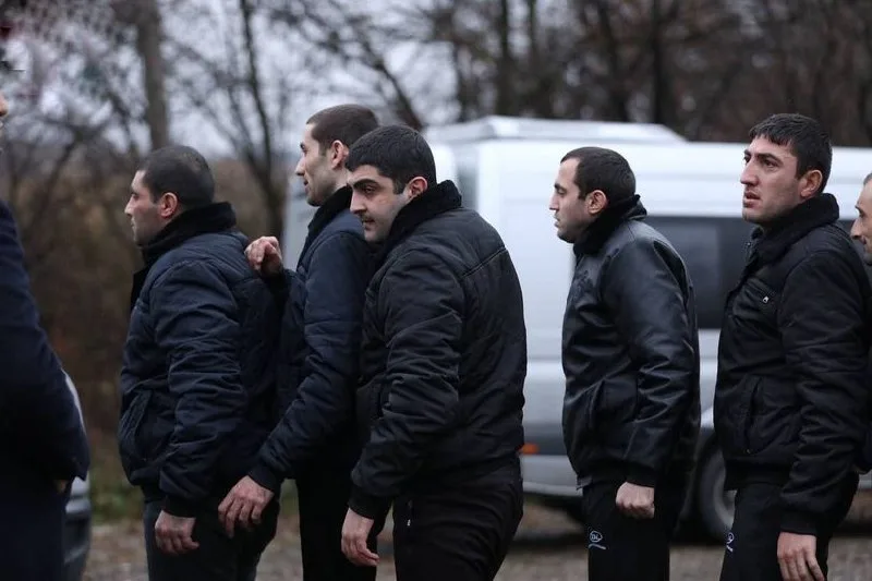 Ermənistan SN: Qaytarılan hərbçilərin tibbi müayinəyə ehtiyacı yoxdur
