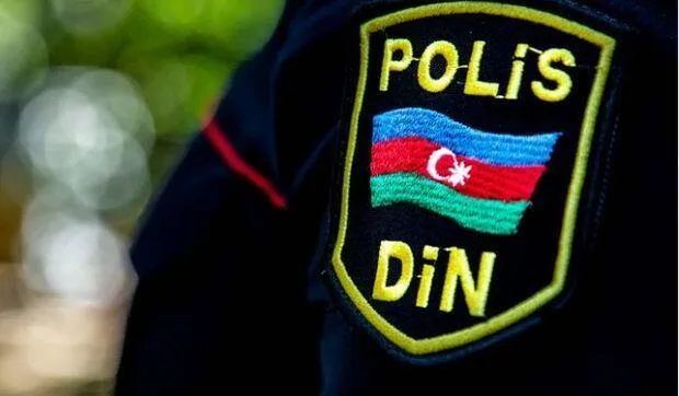 Polis əməkdaşı qəzada öldü