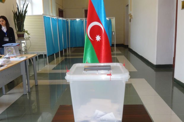 Prezidentliyə namizədliyini irəli sürənlərin SİYAHISI