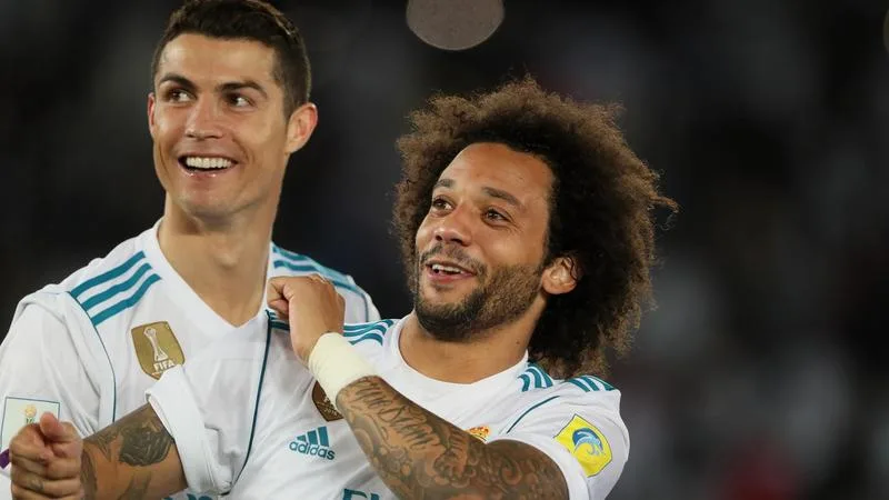 Ronaldodan Marsellonun oğluna Milad HƏDİYYƏSİ