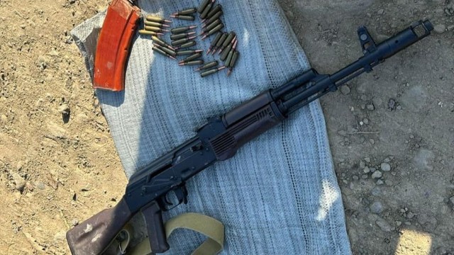 Masallıda meşədən "Kalaşnikov" tapıldı