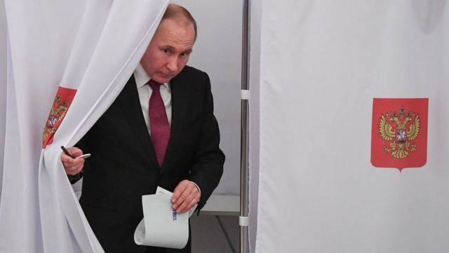 Rusiyada seçki: Putin hakimiyyəti təhvil verir? - ŞƏRH