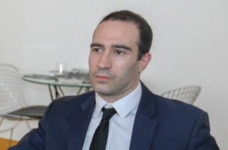Bakıda saxlanılan fransız casus azərbaycanlı qızla nişanlanıbmış
