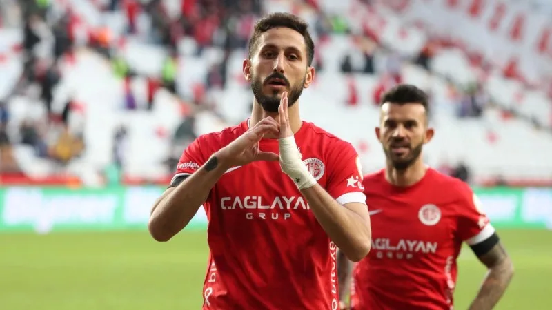 Qol sevinci baha başa gəldi: İsrailli futbolçu saxlanıldı - FOTO