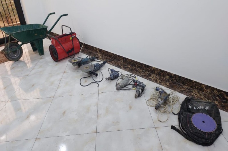 Məktəbdən oğurluq edənlər SAXLANILDI