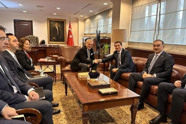 Hikmət Hacıyev Türkiyə XİN başçısının müavini ilə görüşüb
