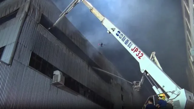 İnternat məktəbində yanğın:13 şagird həlak oldu