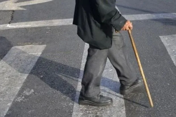 Gəncədə ahıl kişini avtomobil vurub