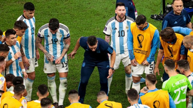 Messi baş məqşçi ilə mübahisə edib