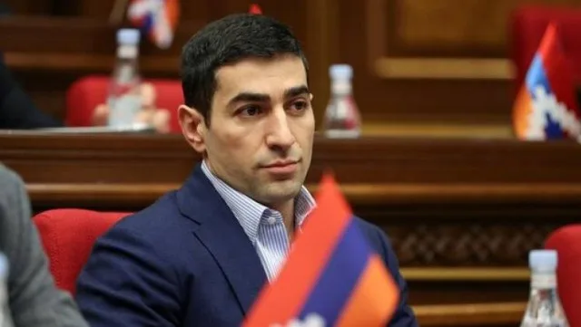 “Təəssüf ki, ölkəmiz faktiki olaraq Bakıdan idarə olunur” - Levon Köçəryan