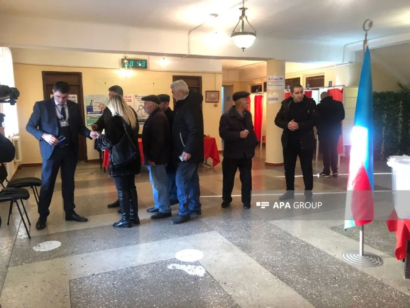 Sumqayıtda 4130 nəfər növbədənkənar prezident seçkilərində ilk dəfə səs verir - FOTO