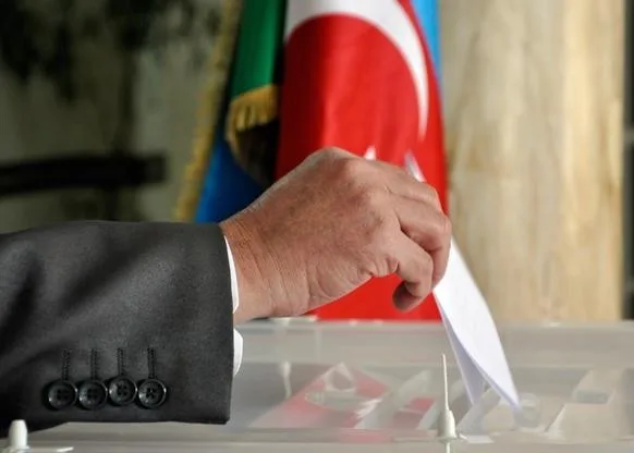 Azərbaycanın Rusiyadakı səfirliyində səsvermə başladı