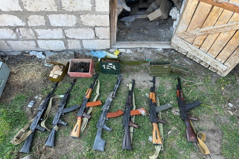 Ağdamın Sırxavənd kəndində silah-sursat aşkarlanıb - FOTO 