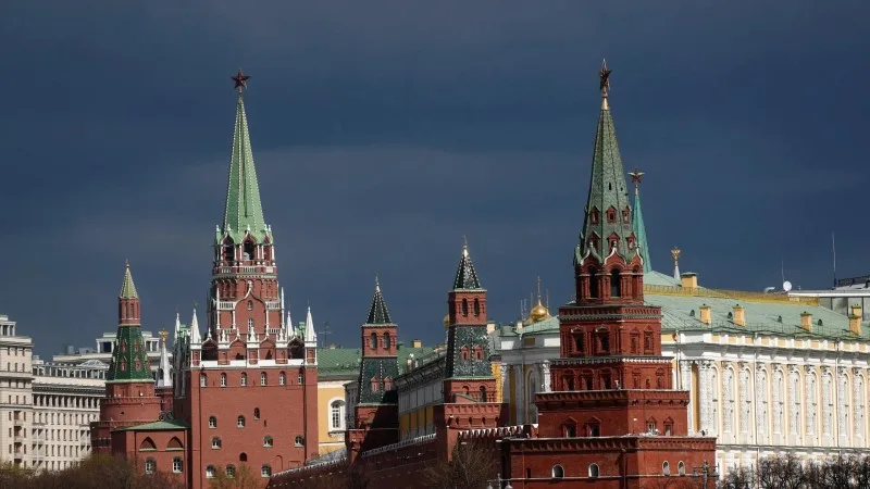 Kreml Putinin BCM-nın orderi əsasında mümkün həbsinə qarşı İrəvandan təminatlar istəyir