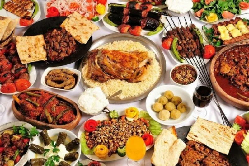 Ötən ay Azərbaycanda restoranlara 147 mln. manat xərclənib