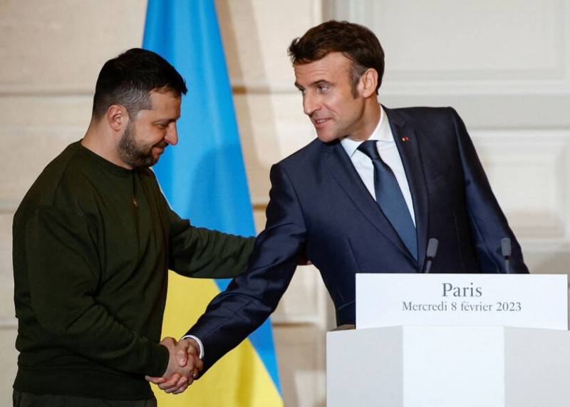 Fransa Ukraynaya yardımın maliyyələşdirilməsində çətinliklər yaşayır