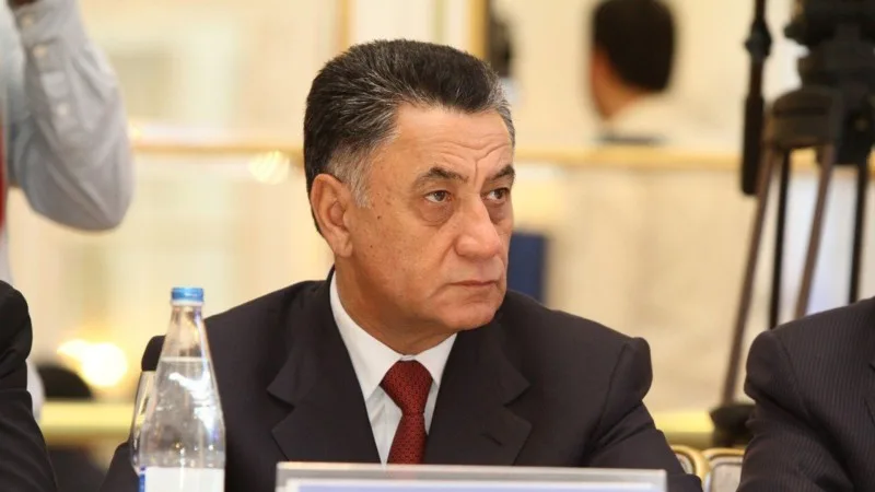 Ramil Usubovun general qaynı işdən çıxarıldı - FOTO