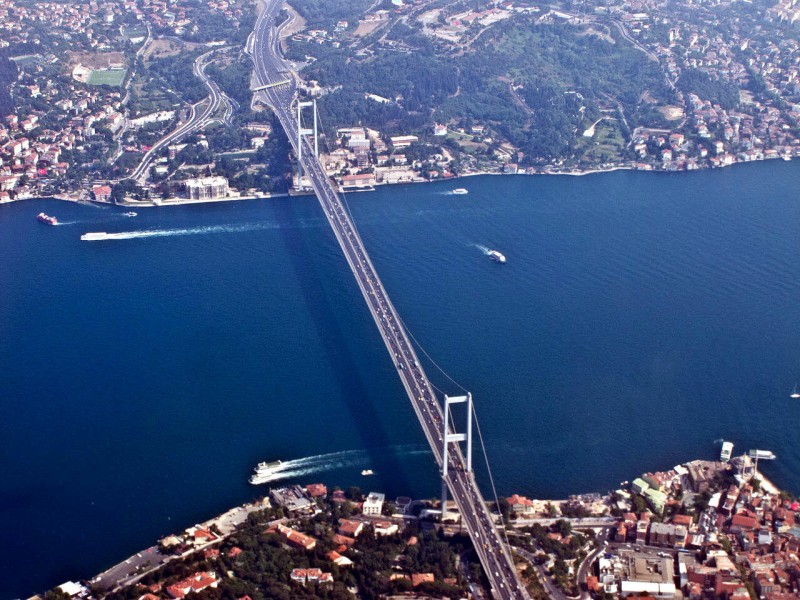 İstanbulda Makrona açıq məktub ünvanlandı 