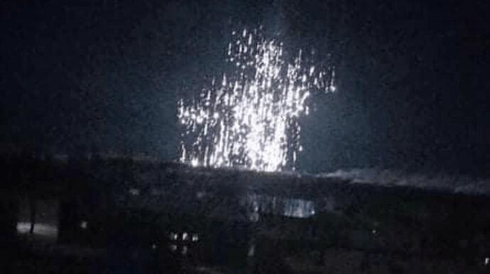 İsrail Livana fosforlu bombalarla zərbə endirdi