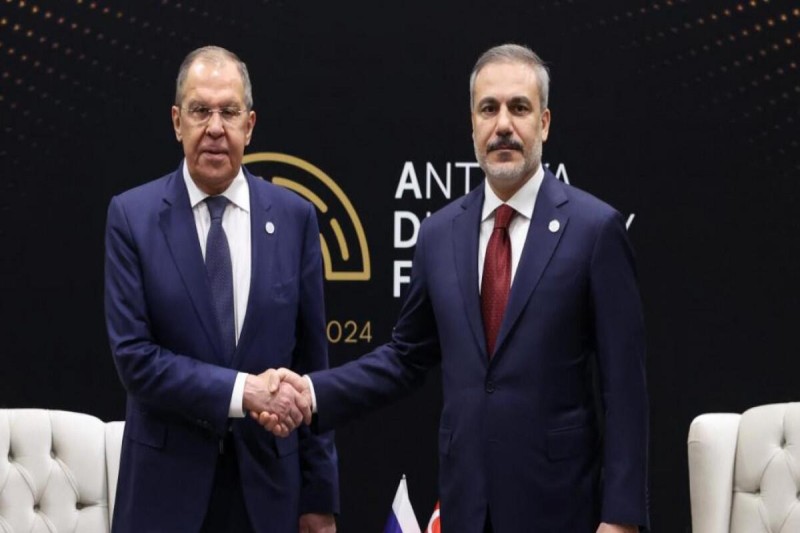Hakan Fidan Sergey Lavrovla Qafqazdakı sülh prosesini müzakirə etdi