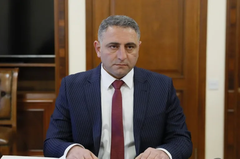 Paşinyan Ermənistan MTX-nin rəisini dəyişdirdi - FOTO