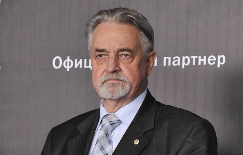 Tanınmış rus memar mənzilində ölü tapıldı