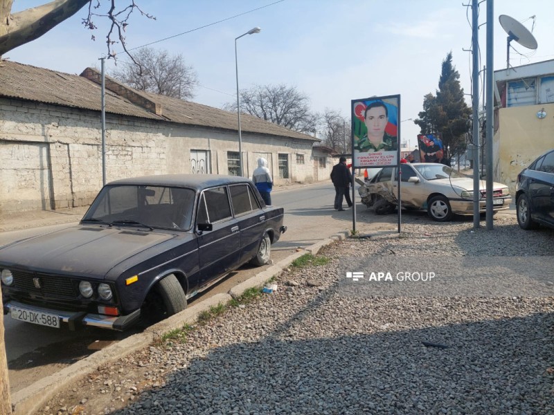 Gəncədə BMW qəza törətdi - FOTOLAR