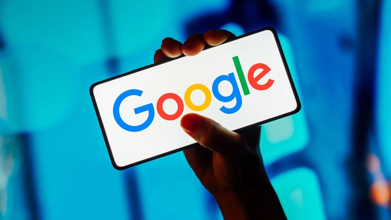 Fevralda “Google”un Azərbaycanda bazar payı azalıb
