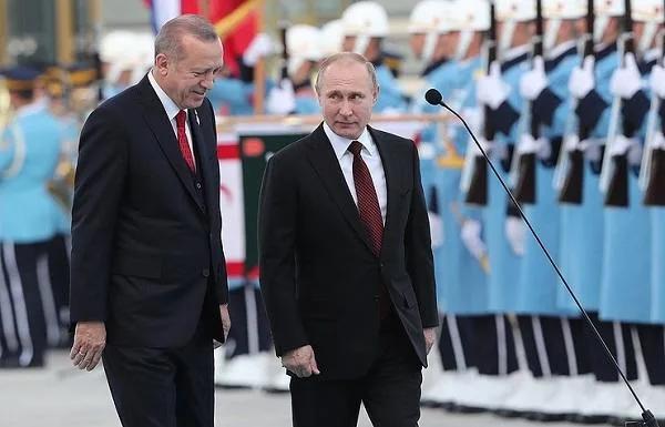 Ərdoğanla qorxudurdunuz: amma Rusiyanı siz satdınız!