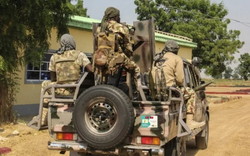 Nigeriyada 16 hərbçi öldü