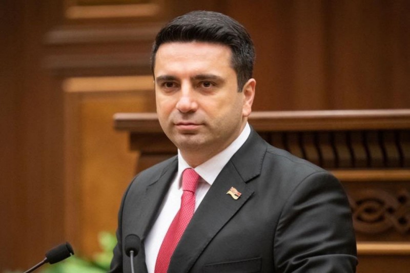 Simonyan: Ermənistan KTMT-dəki iştirakını dondurub