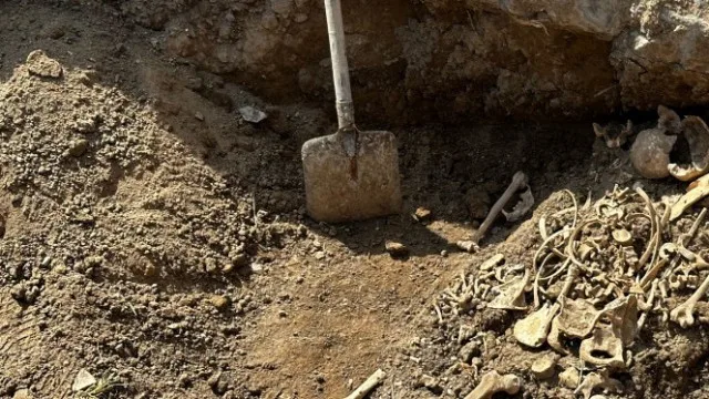 Xocalıda kütləvi məzarlıqda daha iki şəxsə aid qalıqlar AŞKARLANDI