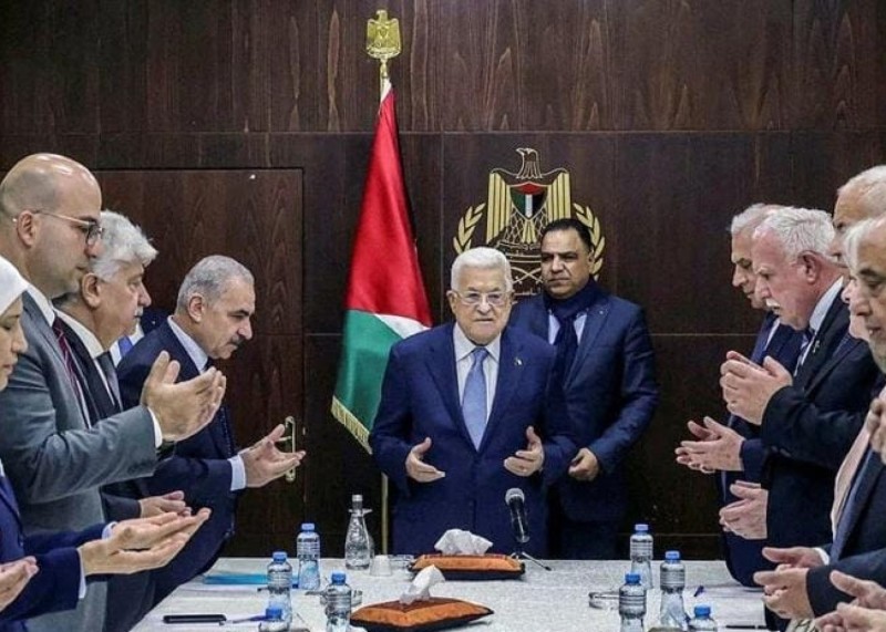 Yeni Fələstin hökuməti and içərək rəsmi fəaliyyətə başladı