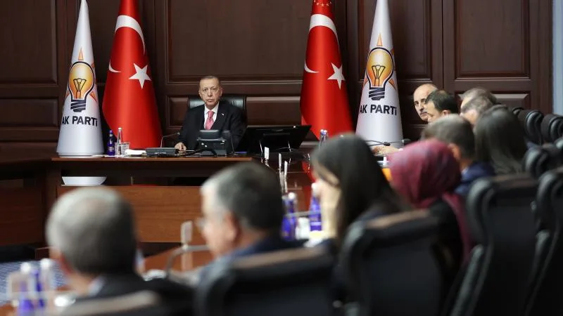 Ərdoğan partiyasının Mərkəzi İdarə Heyətini TOPLADI - YENİLƏNİB