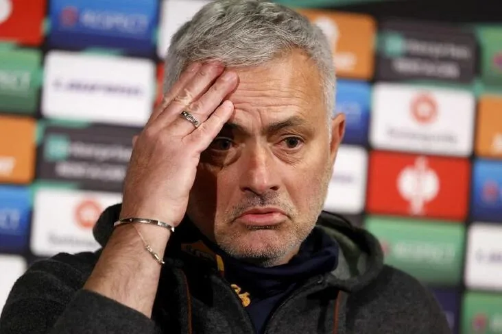 "Mourinyo artıq məşqçilik edə bilmir"