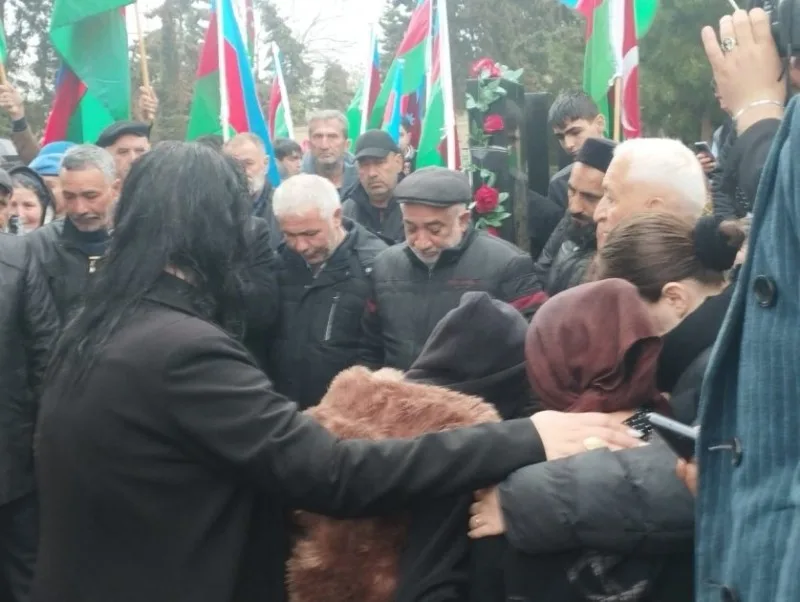 Şəhid Ülvi Bağırov dəfn olundu - FOTOLAR