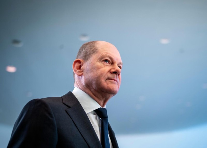 Almaniya kansleri Çinə getdi