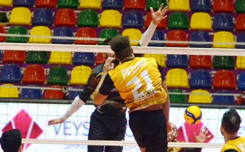 Azərbaycan çempionatında ilk finalçı müəyyənləşdi