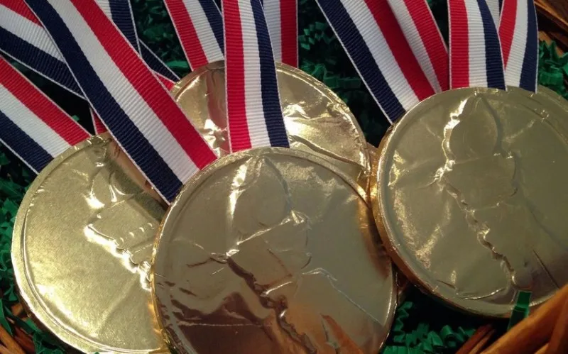 İdmançılarıa şokoladlı qızıl medal verildi